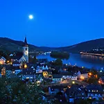 Im Schulhaus 4*