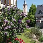 Im Schulhaus Hotel