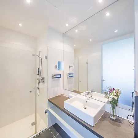 ホテル イム シュルハウス ロルヒ・アム・ライン