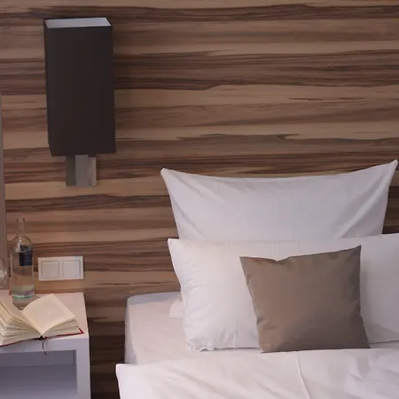 イム シュルハウス ホテル ロルヒ・アム・ライン