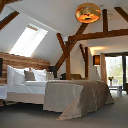 イム シュルハウス ロルヒ・アム・ライン