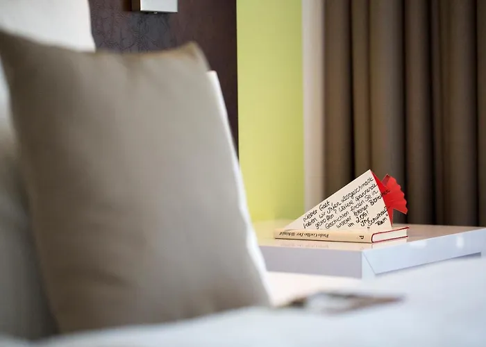 Im Schulhaus Szálloda Lorch am Rhein