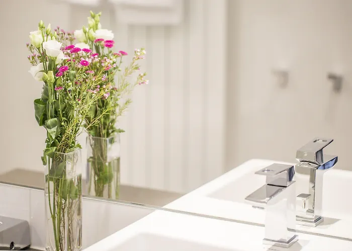 Im Schulhaus Szálloda Lorch am Rhein