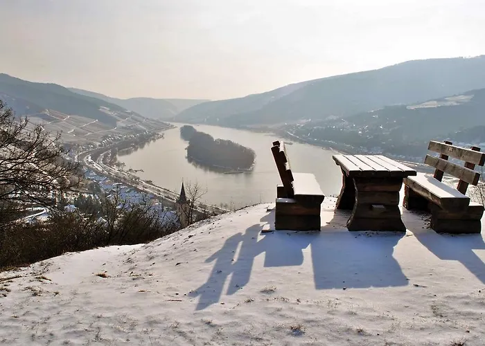 Im Schulhaus Szálloda